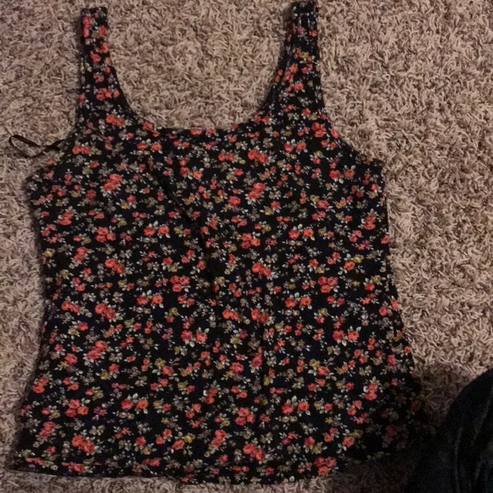 floral tank top